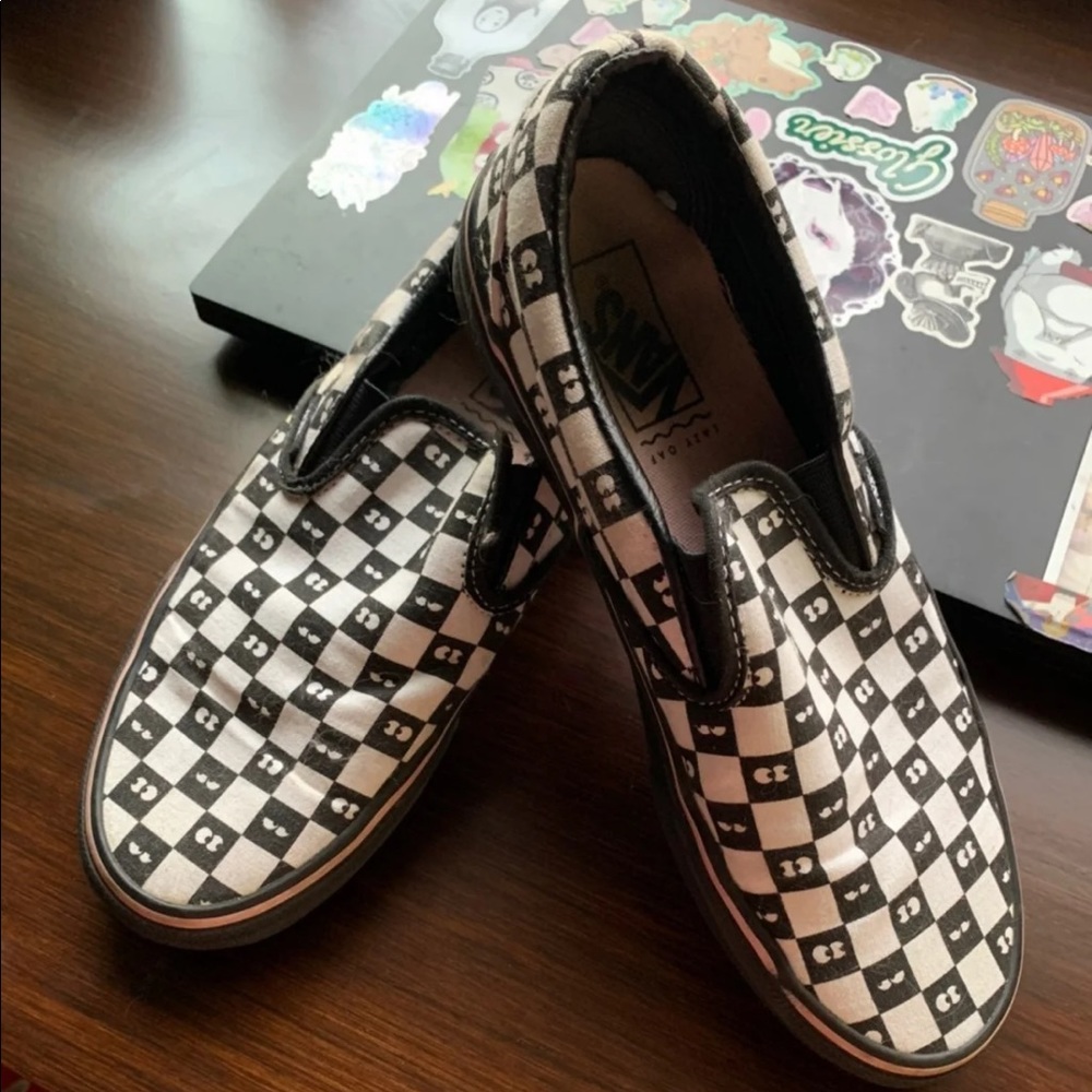 Lazy Oaf x Vans